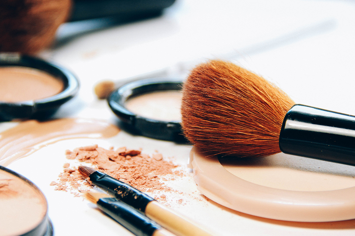 Makeup That's Okay to Wear to Class (Yes, Really!) - The Warm Up