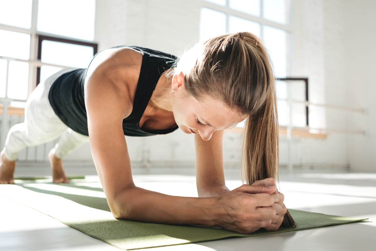 Planks vs. Push-Ups: Which Will Help Your Fitness Goals?