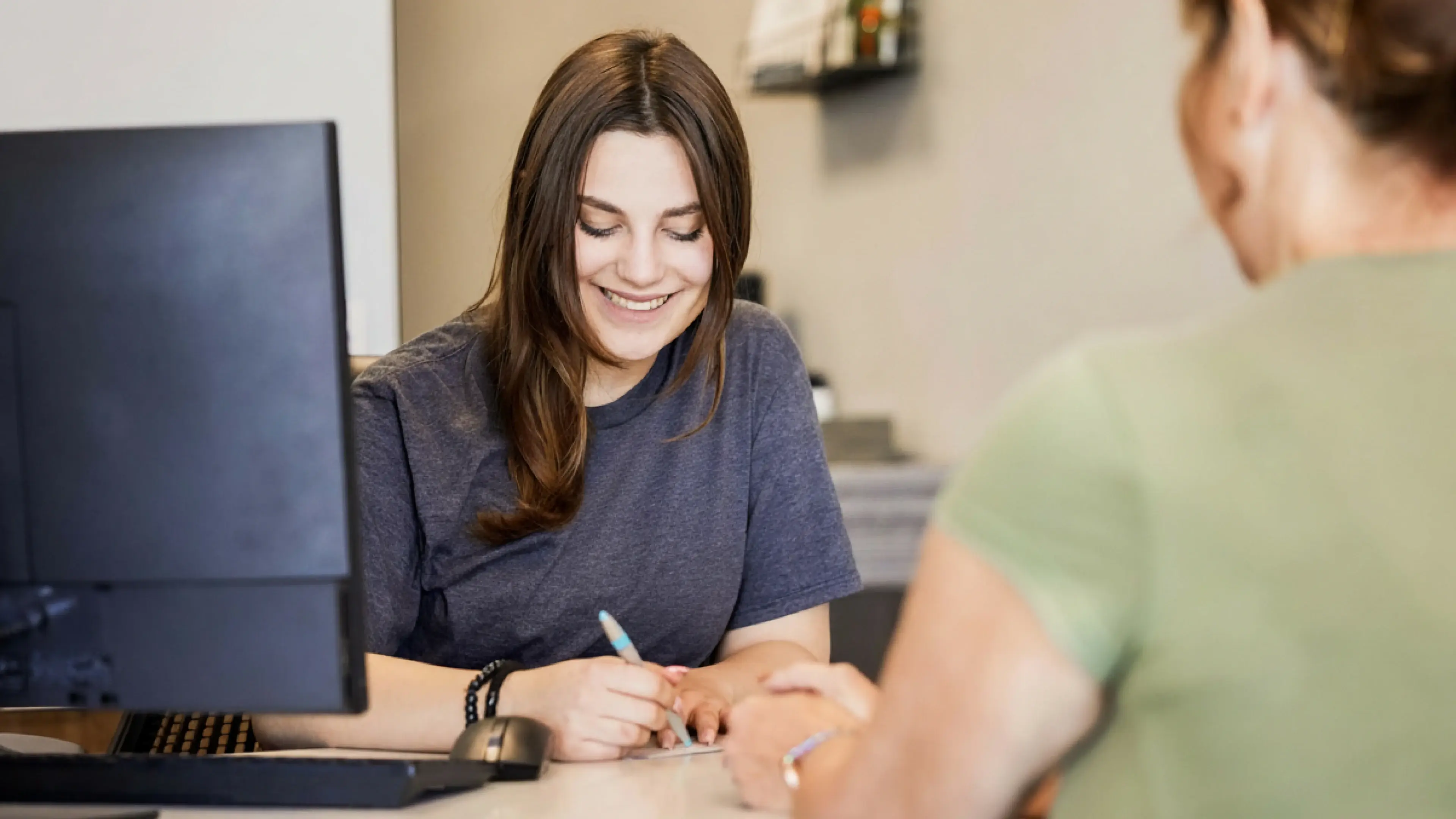 Crafting Meaningful Farewell Messages: Strengthening Workplace Bonds