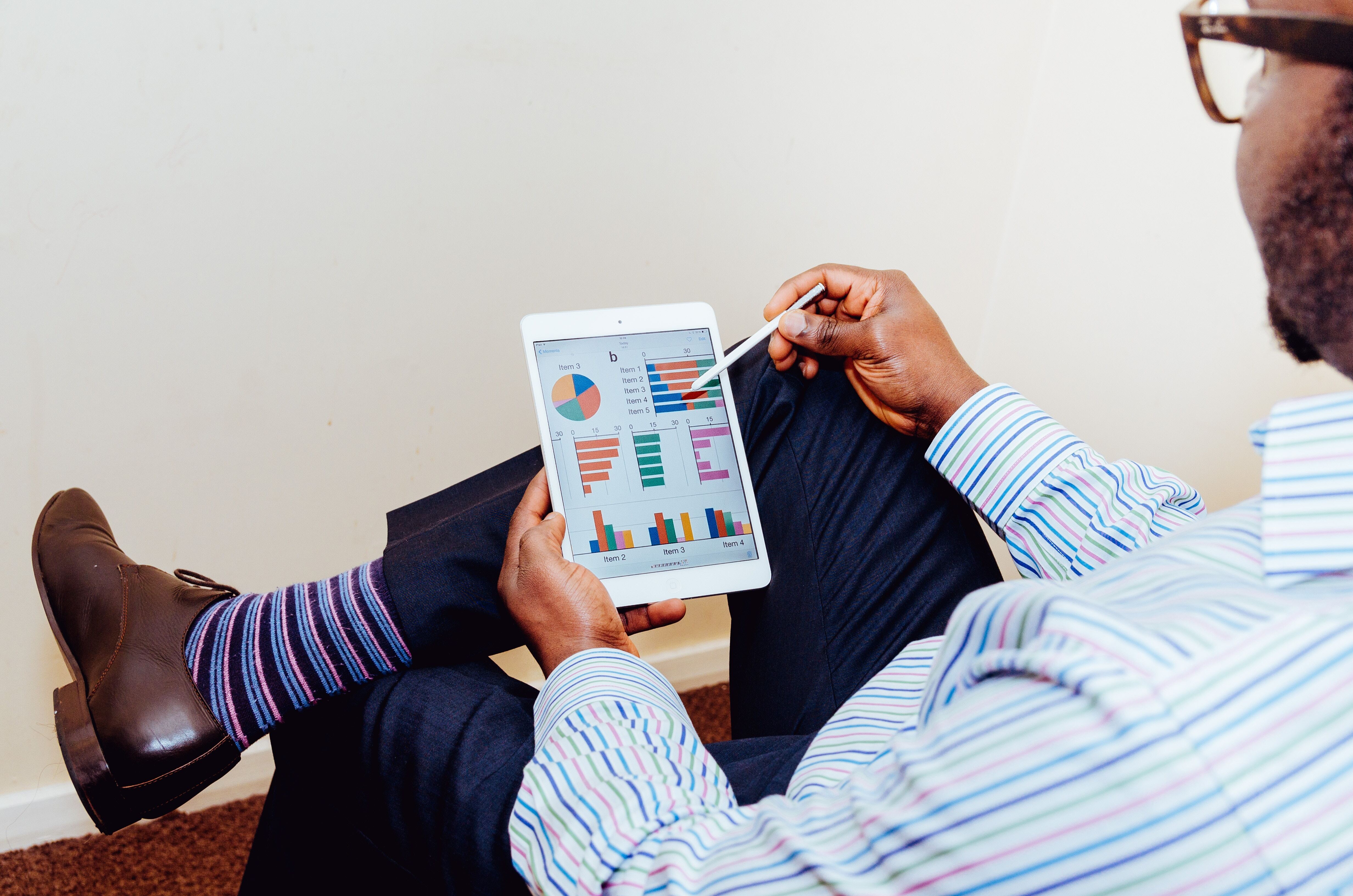 4 Ways to Stay on Top of Your Studio’s Revenue