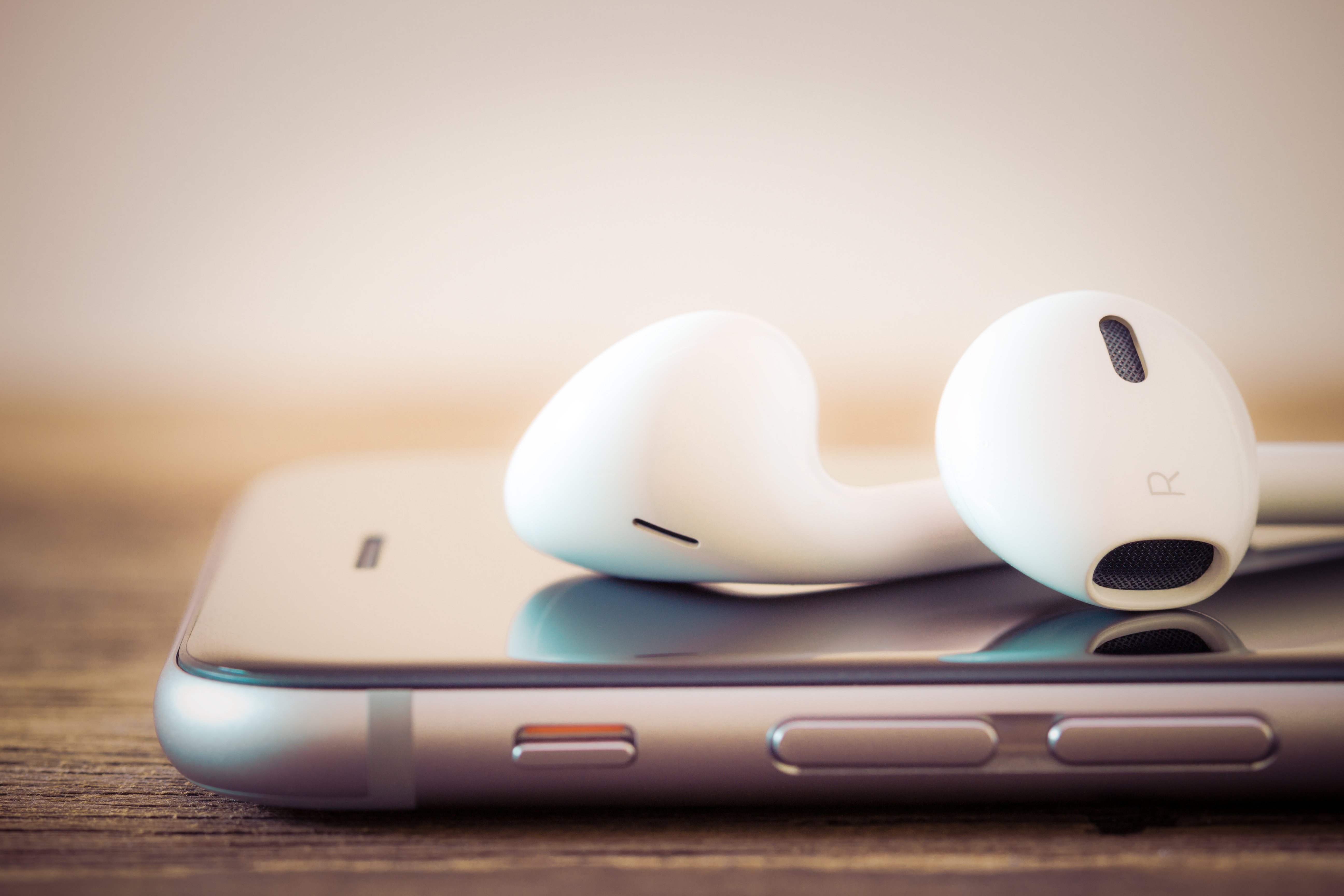 10 Fitness Podcasts to Download Today