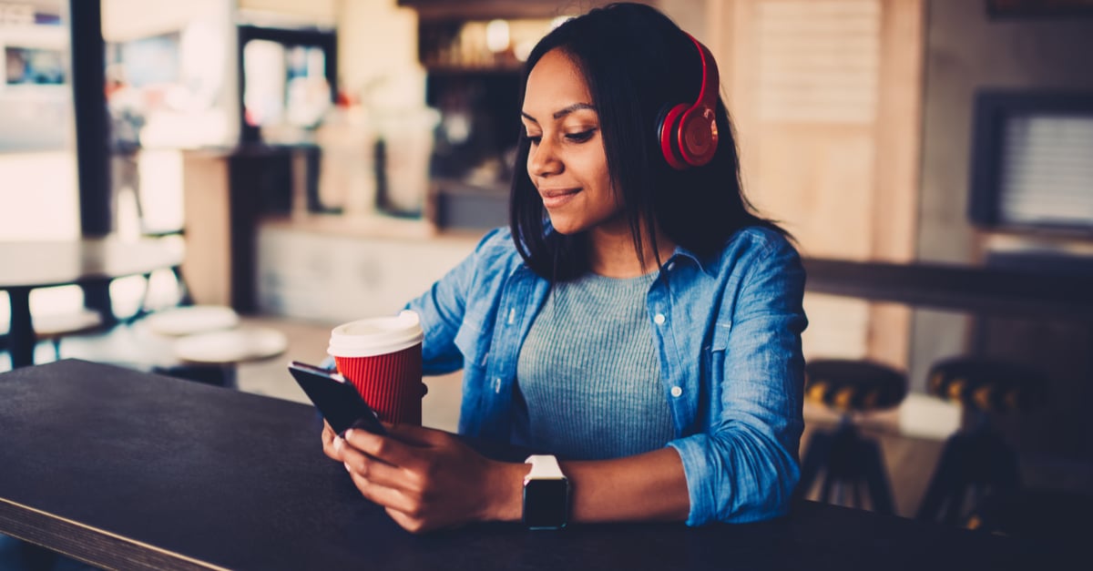 5 Marketing-Focused Podcasts for Fitness Pros
