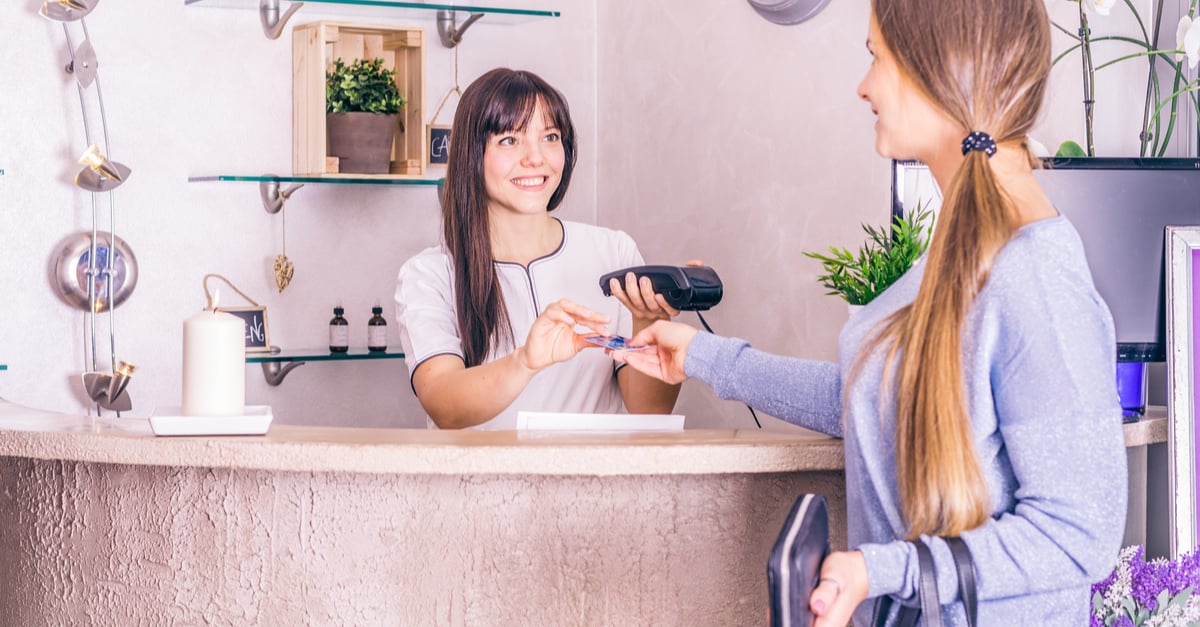 5 Ways to Encourage Tipping After Wellness Appointments